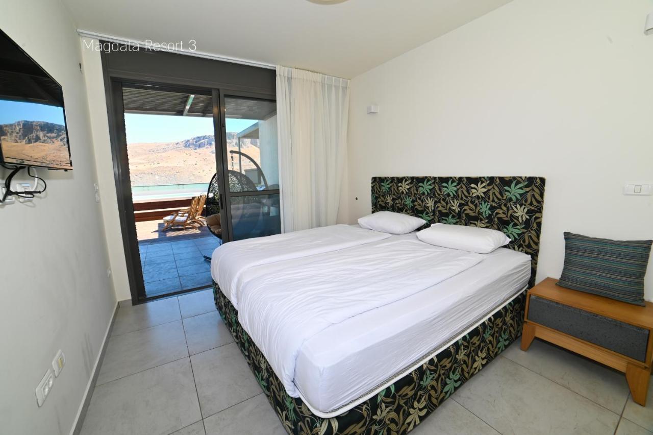 Yalarent Magdala Resort- Luxury Suites With Pool Or Jacuzzi With Sea View Migdal Exterior photo