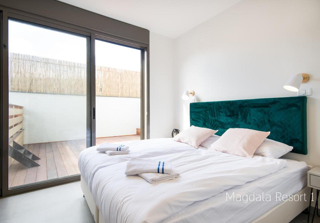 Yalarent Magdala Resort- Luxury Suites With Pool Or Jacuzzi With Sea View Migdal Exterior photo