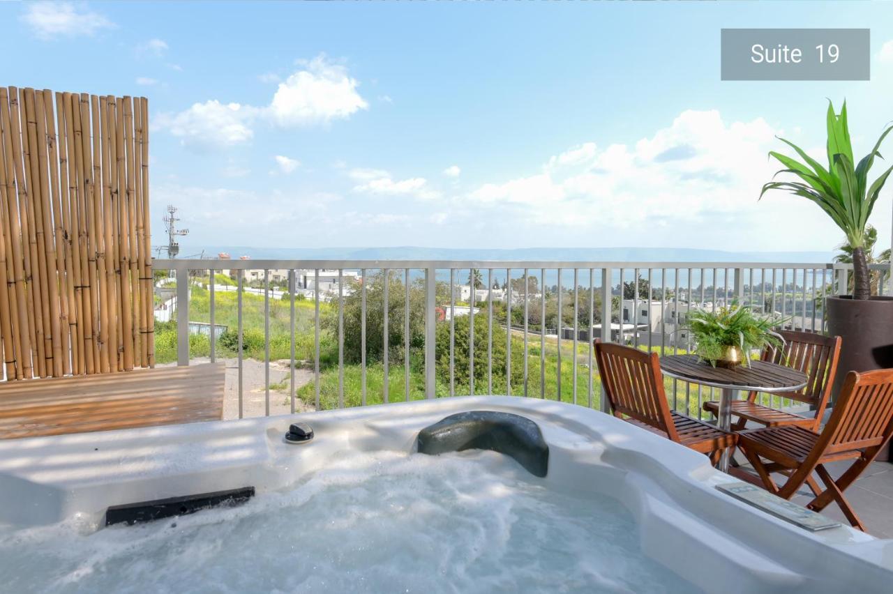 Yalarent Magdala Resort- Luxury Suites With Pool Or Jacuzzi With Sea View Migdal Exterior photo